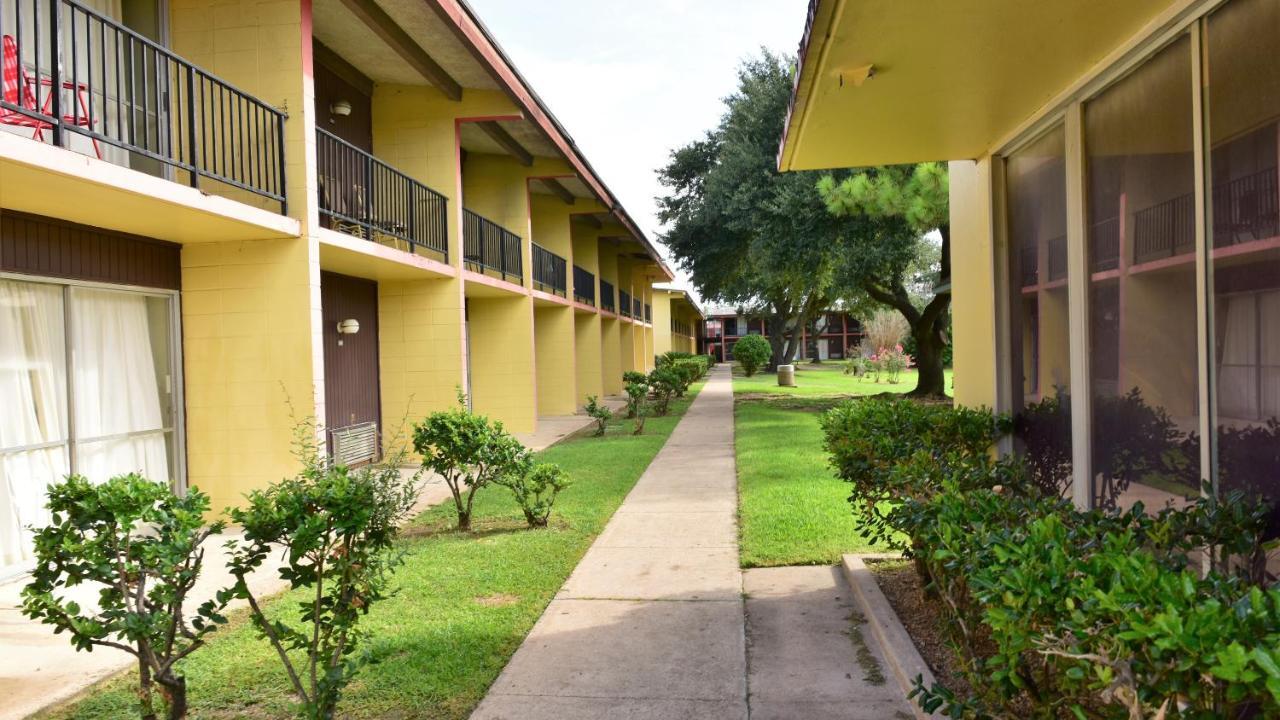Red Carpet Inn Houston Exteriör bild